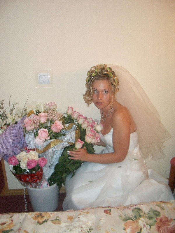Попки невест (92 фото)