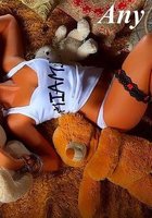 Подборка вызывающих снимков с сексуальной Аней Майами, не стесняющейся светить своим телом 12 фотография